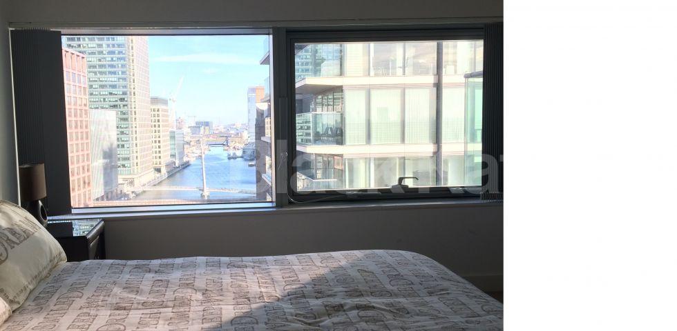 			UNDER OFFER, 2 Bedroom, 1 bath, 1 reception Apartment			 Landmark West Tower. Marsh Wall,, Canary Wharf